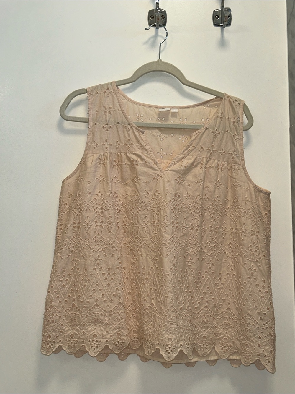 GAP Peach Pink Eyelet Tank Top
